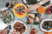 5 quán hải sản vỉa hè Hà Nội được lòng giới trẻ