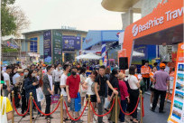 (Báo Dân Việt) 60.000 khách đến tham quan và mua sắm tại Hội chợ VITM Hà Nội