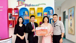 BestPrice Travel lan tỏa tinh thần dân tộc qua 1.000 phần quà gửi tặng Trung tâm Xúc tiến Du lịch TP.HCM dịp lễ 30/4