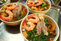 Gợi ý top 8 quán ăn vặt siêu ngon, siêu rẻ ở Hạ Long