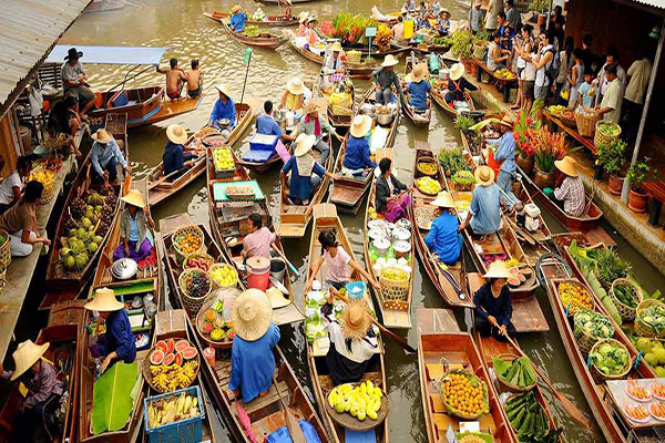 Chợ nổi 4 miền Pattaya – Sự giao thoa của các nền văn hóa