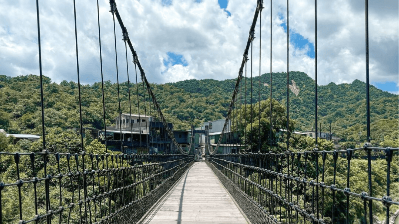 Cầu treo Jing’an biểu tượng gần phố cổ Thập Phần 