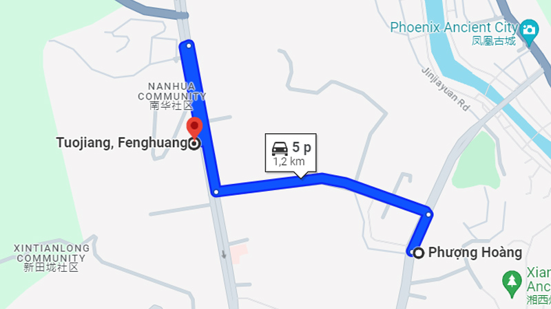 Khoảng cách từ trung tâm huyện Phượng Hoàng đến Phượng Hoàng Cổ Trấn