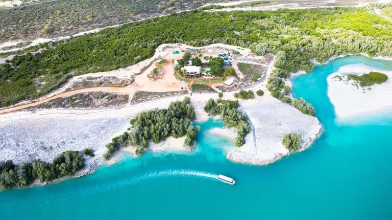 Tham quan trang trại làm ngọc trai tại Broome, Tây Úc