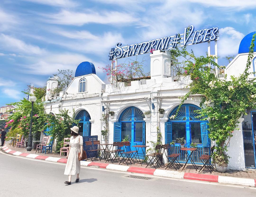 Santorini Vibes Cafe là một địa chỉ check in sống ảo nổi tiếng ở Hà Nội