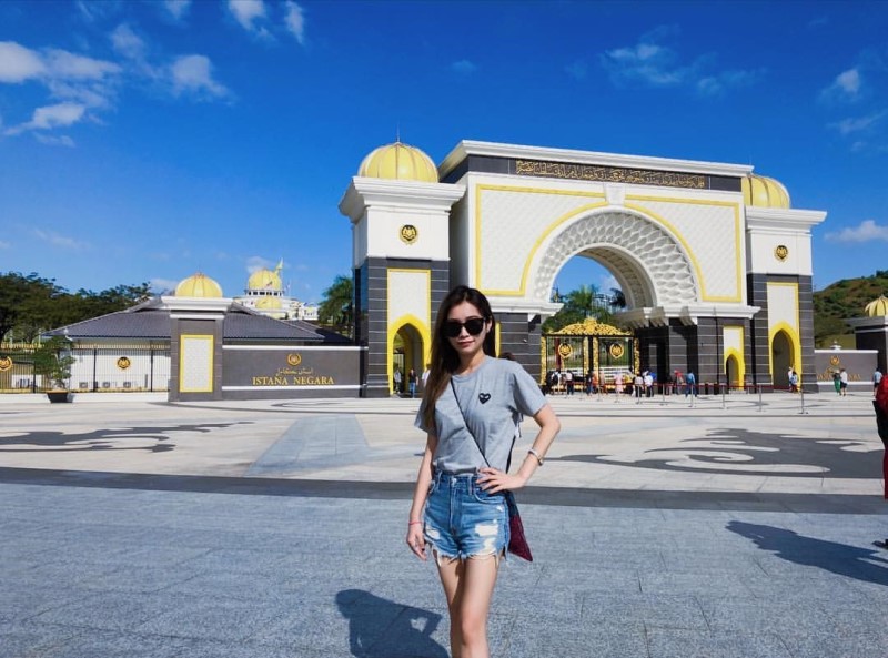 Check-in những bức hình đẹp về cung điện