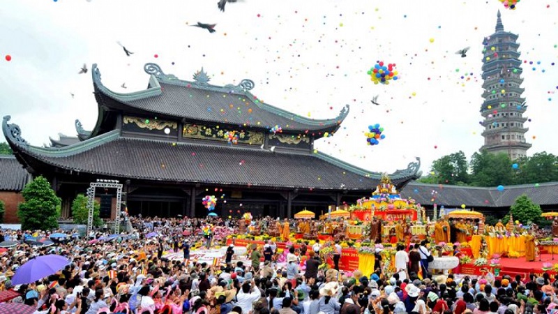 Lễ hội chùa Bái Đính, Ninh Bình vào mùa xuân