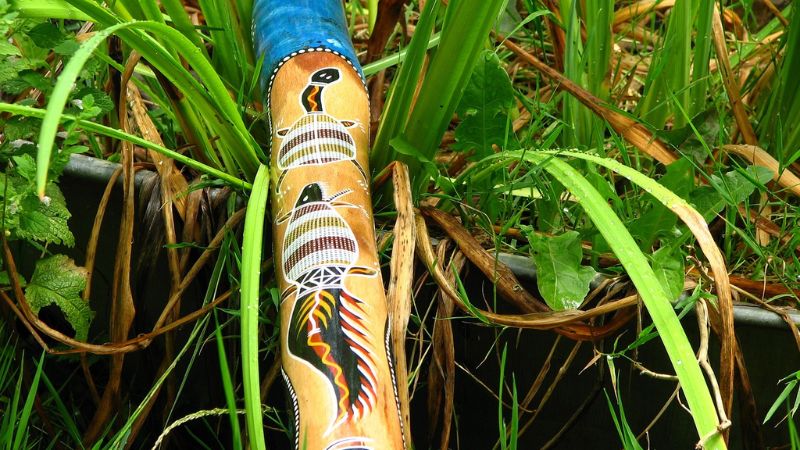 Ống thổi Didgeridoo - nhạc cụ lâu đời của thổ dân Úc