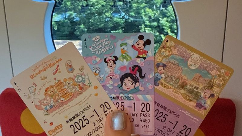 V&eacute; tham quan Disneyland Nhật Bản thay đổi theo từng giai đoạn