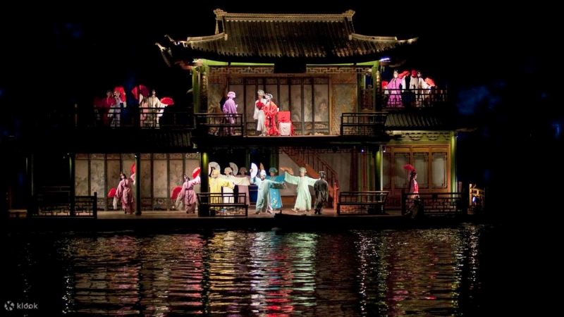 Thưởng thức show diễn Impression West Lake độc đáo