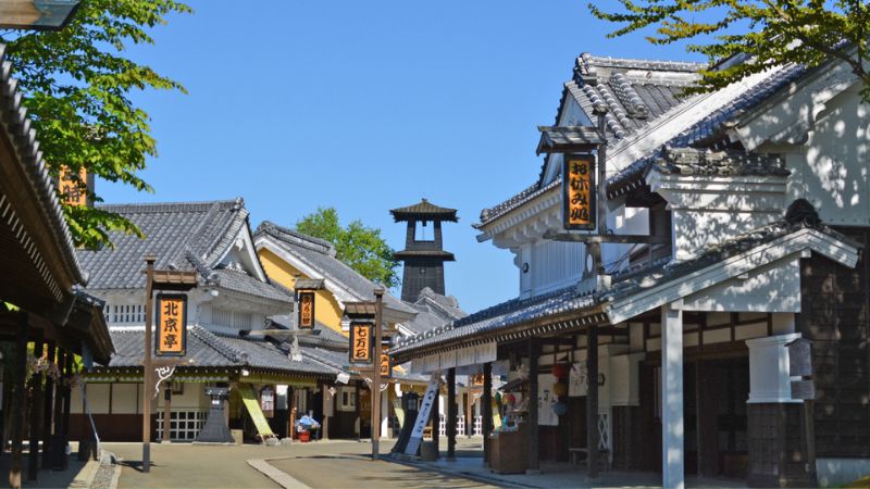 Thị trấn suối nước nóng Noboribetsu nổi tiếng nhất Hokkaido