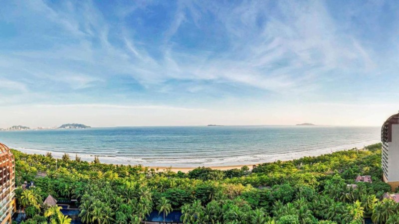Cung đường biển ven biển đẹp n&ecirc;n thơ ở vịnh Tam &Aacute;