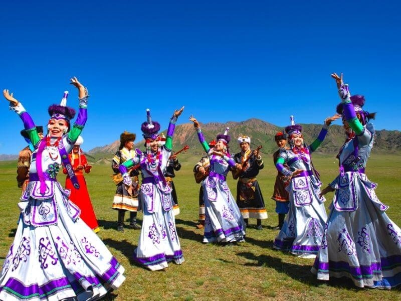 Văn hoá và con người bản địa được xem là linh hồn của Tân Cương 