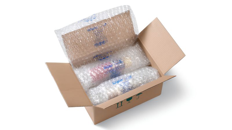 Bọc chống sốc, cố định chắc chắn trong hộp khi mang đồ lưu niệm lên máy bay
