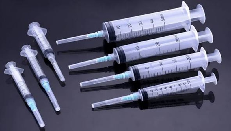 Kim tiêm có thể mang lên máy bay khi phục vụ nhu cầu điều trị cá nhân