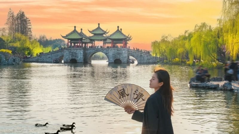 Cảnh sắc m&ugrave;a xu&acirc;n tuyệt đẹp tại Hồ T&acirc;y Gầy