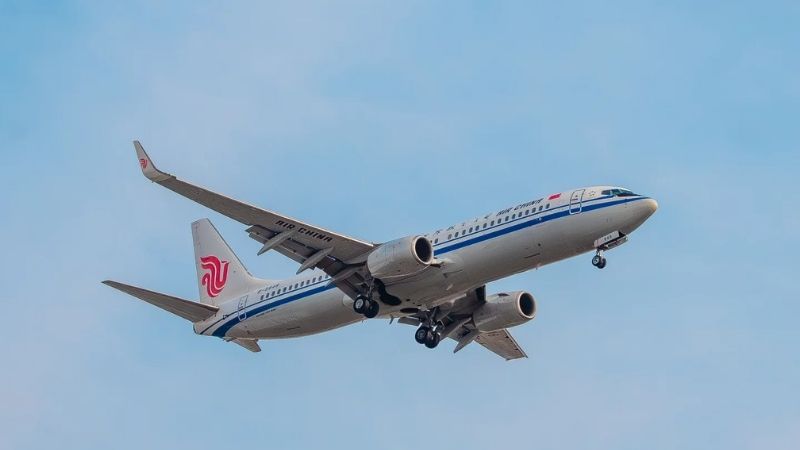 M&aacute;y bay l&agrave; phương tiện di chuyển nhanh ch&oacute;ng v&agrave; thuận tiện nhất