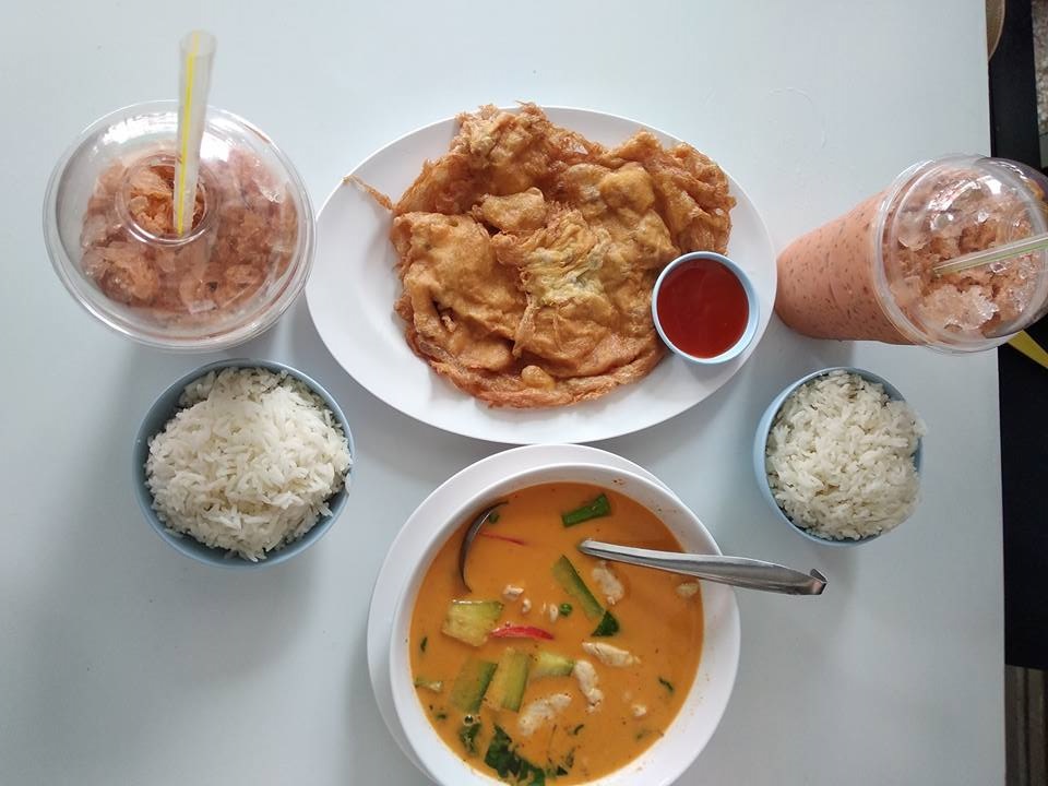 Bữa trưa tại nhà hàng Koti Restaurant Thái Lan