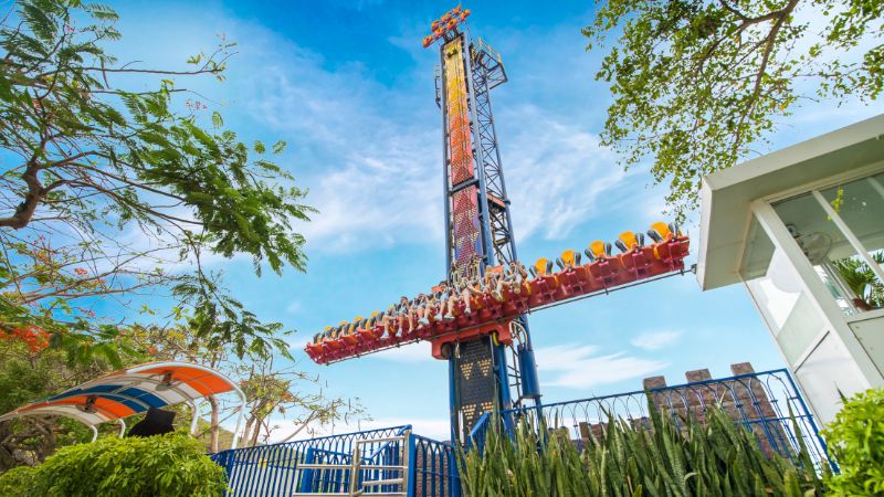 Tháp rơi tự do VinWonders Nha Trang