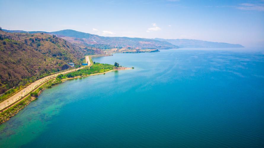 To&agrave;n cảnh hồ Nhĩ Hải - &ldquo;tr&aacute;i tim xanh&rdquo; của Đại L&yacute;, V&acirc;n Nam, Trung Quốc