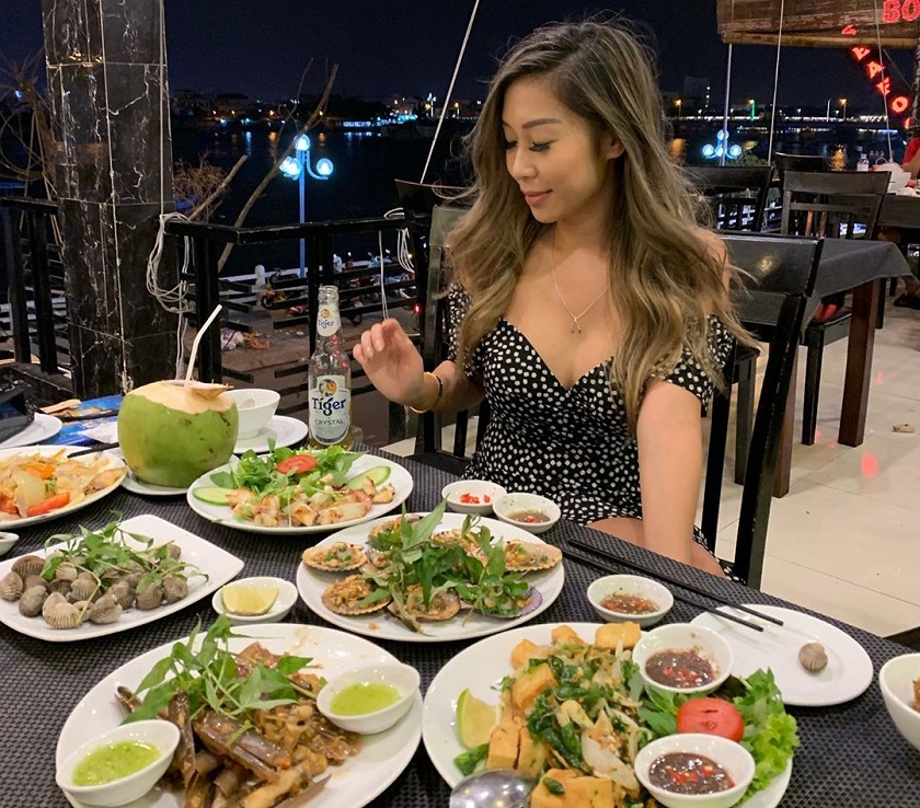 Hải sản Hạnh Xuân - Địa điểm ăn uống Nha Trang giá rẻ