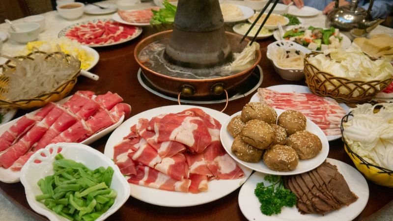 Thưởng thức lẩu cừu tại Nhà hàng Donglaishun