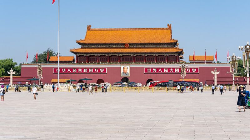 Quảng trường Thiên An Môn là biểu tượng chính trị của Bắc Kinh