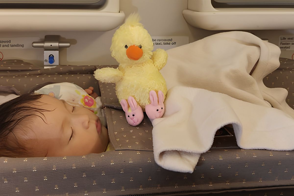 Trẻ em cũng c&oacute; thể gặp jet lag 
