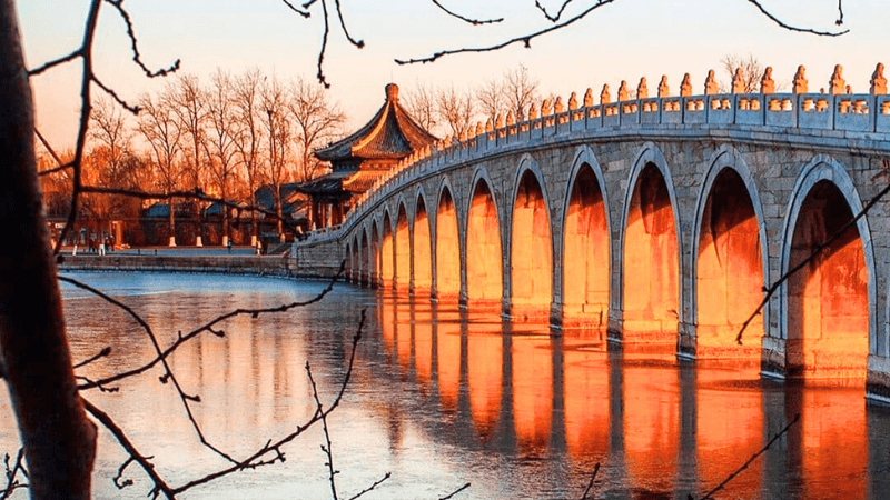 Cầu Thập Thất Khổng tại Di Hòa viên