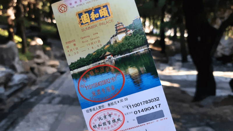 Vé vào cửa cung điện mùa hè