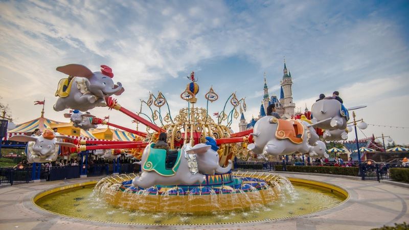 Trò chơi Dumbo the Flying Elephant trong Disneyland Thượng Hải