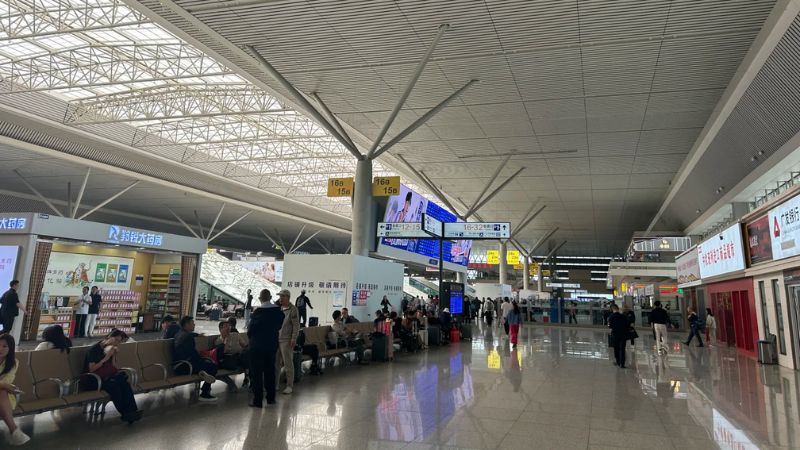 Ga t&agrave;u Trịnh Ch&acirc;u