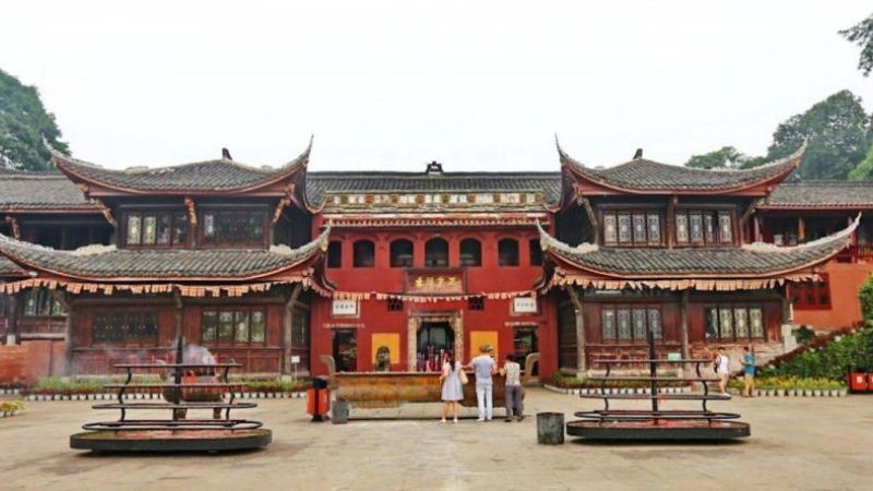 Vãn cảnh chùa Ô Vưu