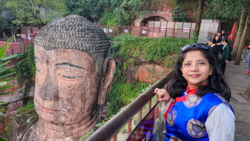 Ghé thăm tượng Phật nằm khổng lồ tại Lạc Sơn