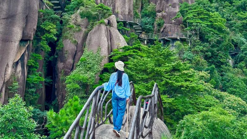 Cữu Mã Toạ Sơn