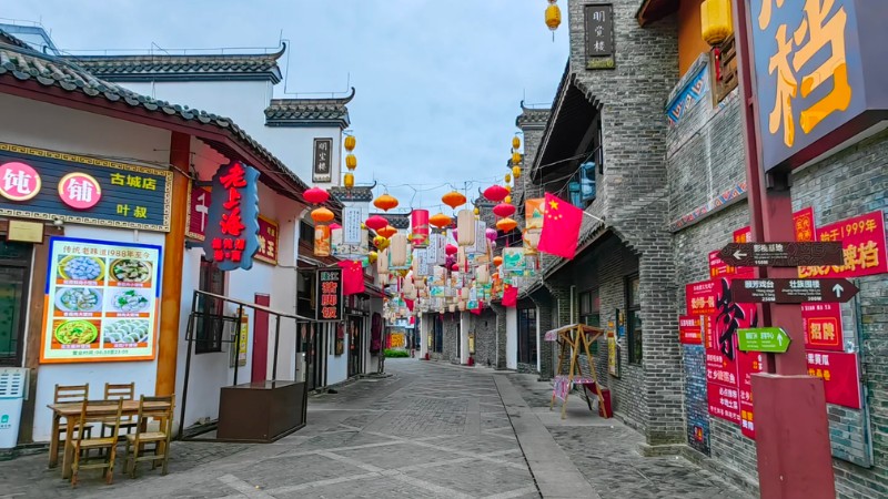 Khu phố ẩm thực Thái Bình Cổ Trấn