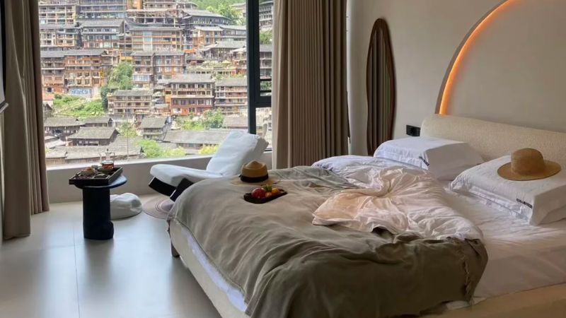 Khách sạn có view Thiên Hộ Miêu Trại