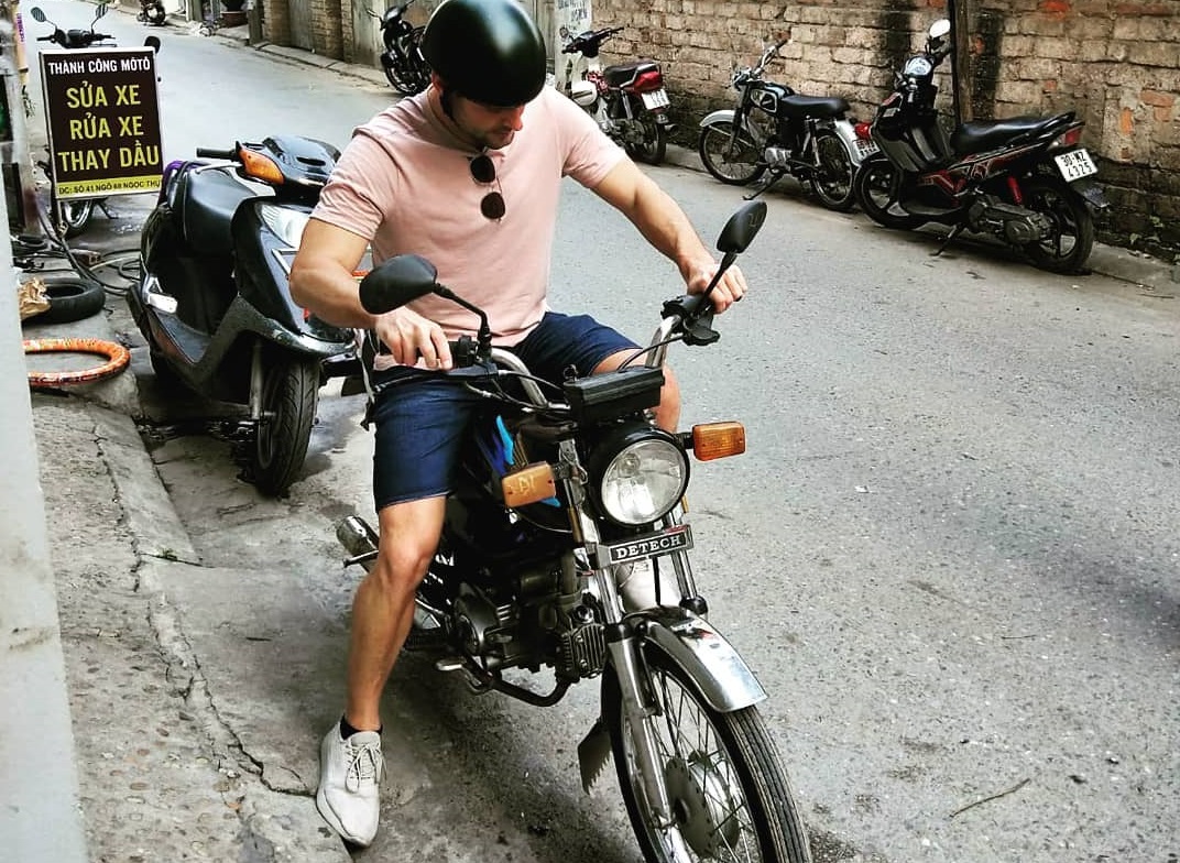 Kinh nghiệm di chuyển ở Hà Nội bằng xe máy