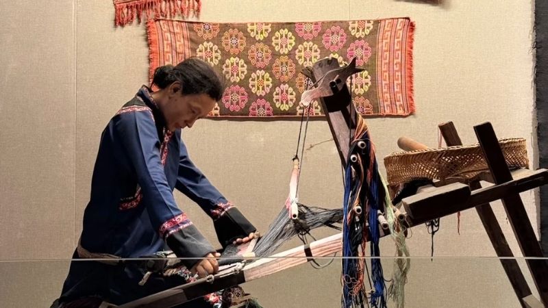 Bảo t&agrave;ng Khu tự trị d&acirc;n tộc Tujia v&agrave; Miao Enshi