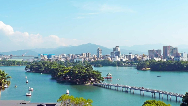 C&ocirc;ng vi&ecirc;n Ohori Fukuoka lấy cảm hứng từ T&acirc;y Hồ Trung Quốc