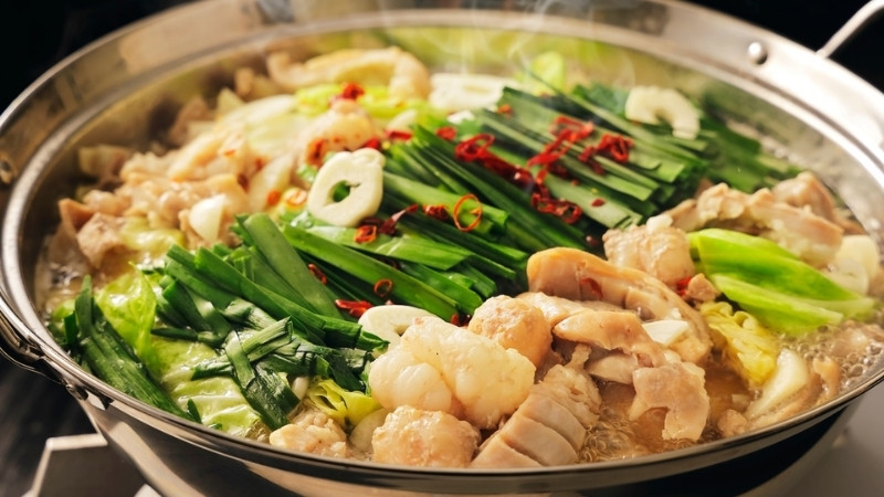 Motsunabe lẩu l&ograve;ng b&ograve; trứ danh ở Fukuoka