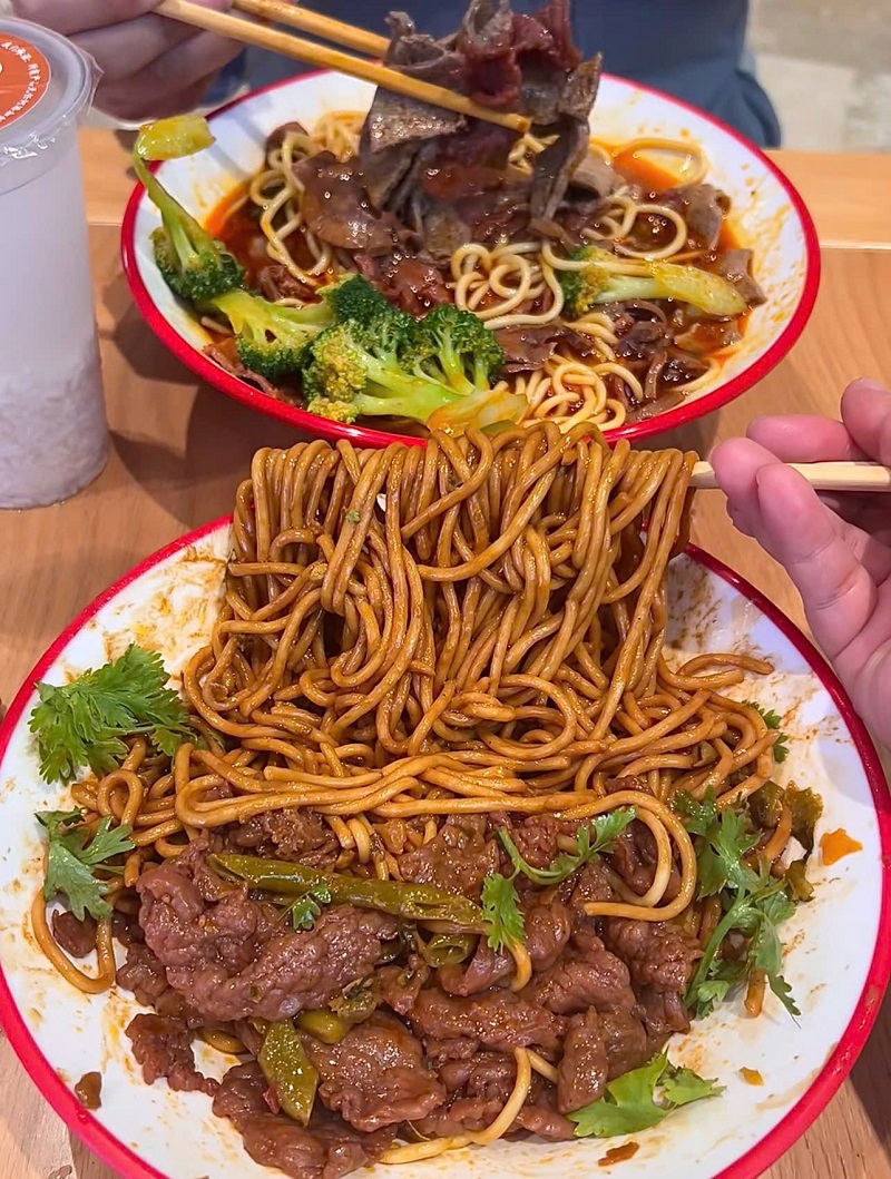 Mì nóng Vũ Hán biểu tượng ẩm thực Vũ Hán