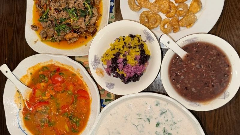 Thưởng thức ẩm thực người Miêu đặc sắc