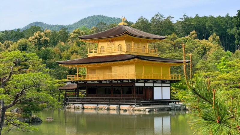 Tòa Kim Các dát vàng nổi tiếng