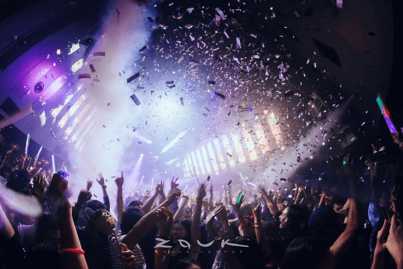 Thoả thích quẩy tại Zouk Club tại TREC