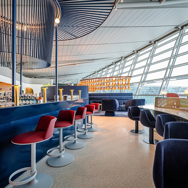 Không gian phòng chờ Oneworld tại sân bay Seoul Incheon