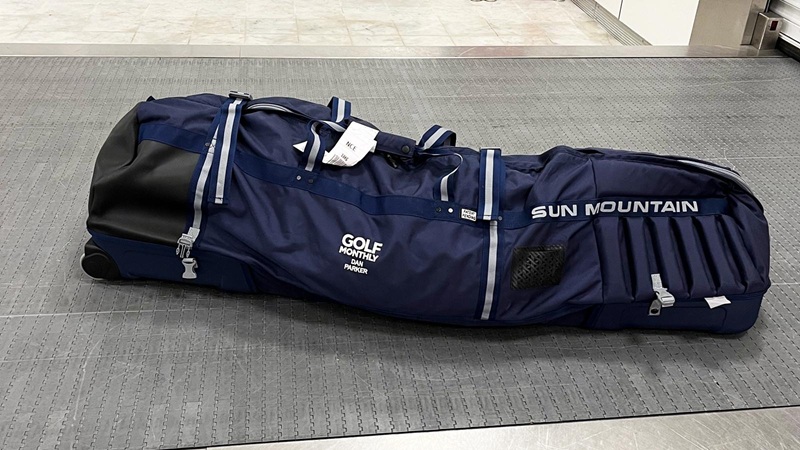 Kiểm tra hạng vé, mua thêm dịch vụ golf ngay khi đặt vé