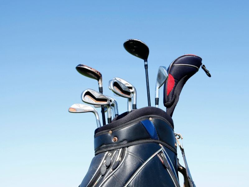 Mang gậy golf đi máy bay Vietjet