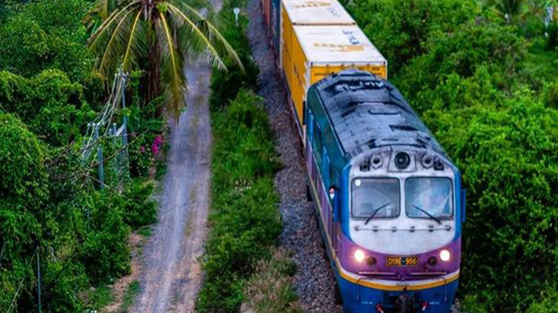 Đường sắt Đồng Hới - Hà Nội