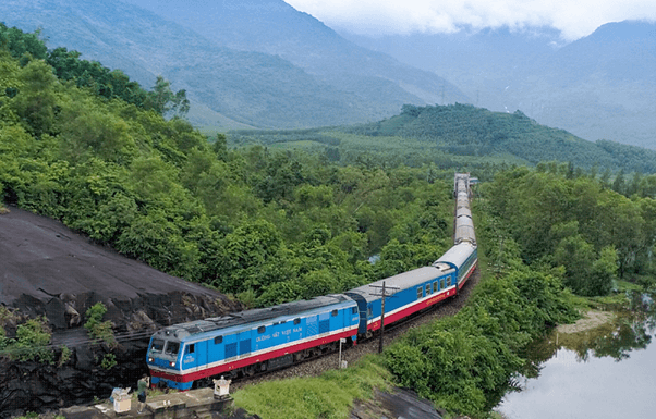 Tuyến đường sắt Hà Nội - Đà Nẵng sẽ đi qua nhiều địa danh đẹp và nổi tiếng
